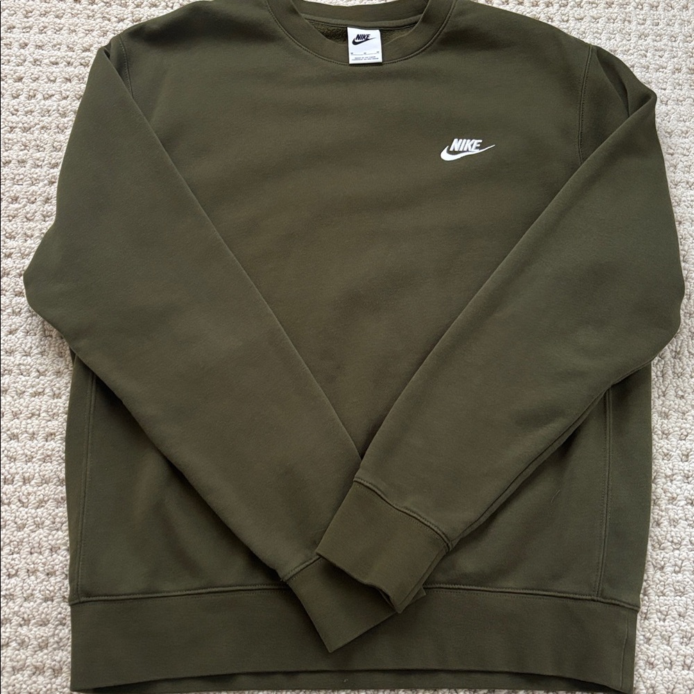 Nike Men's Club Fleece Sweatshirt